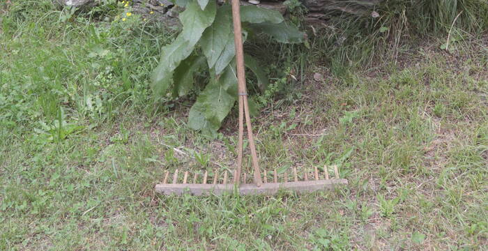 Rastrello in legno