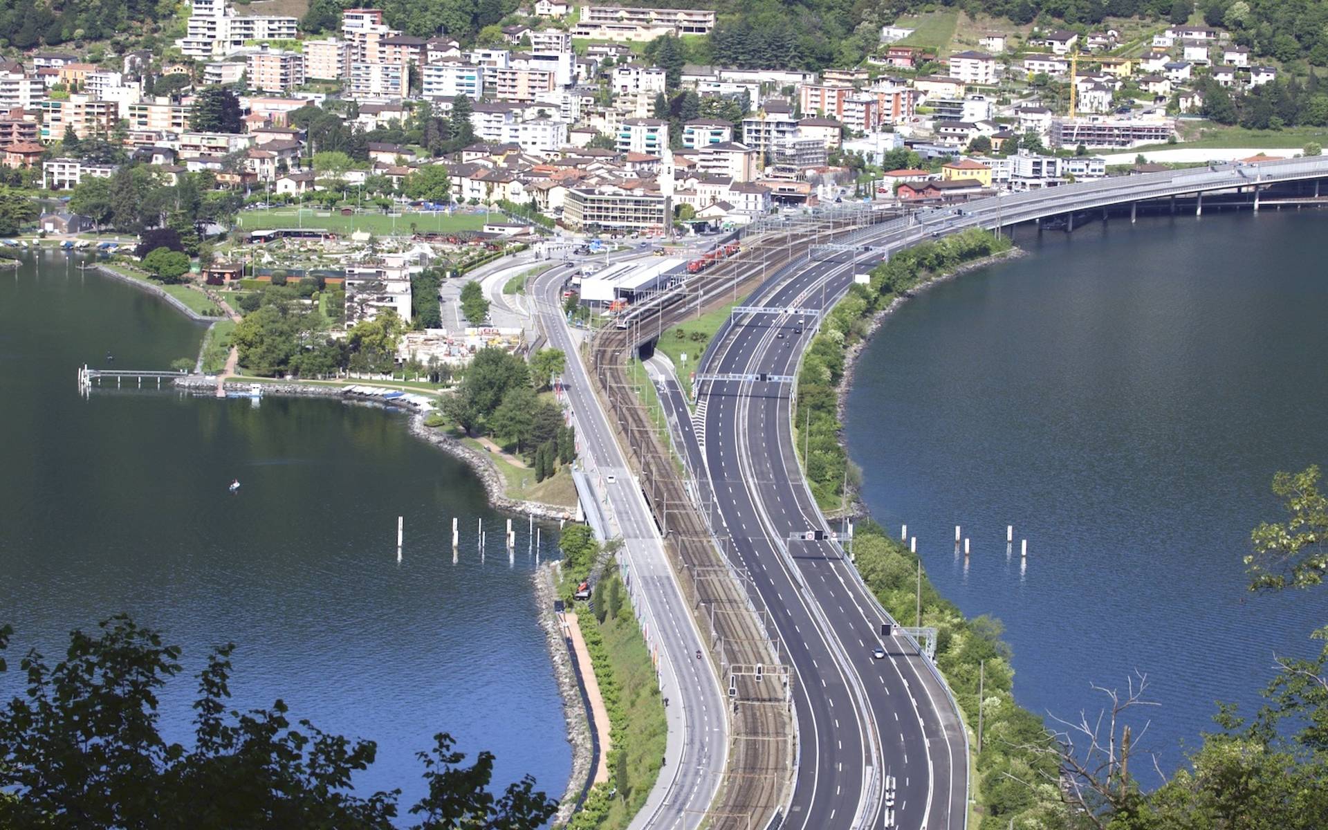 Ponte diga di Melide - asse nevralgico nord-sud © Andrea Persico