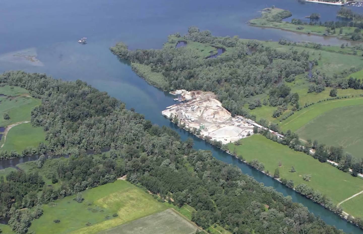 Foce del Ticino con estrazione inerti